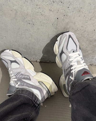 New Balance - U9060GRY Sneakers - Rain Cloud